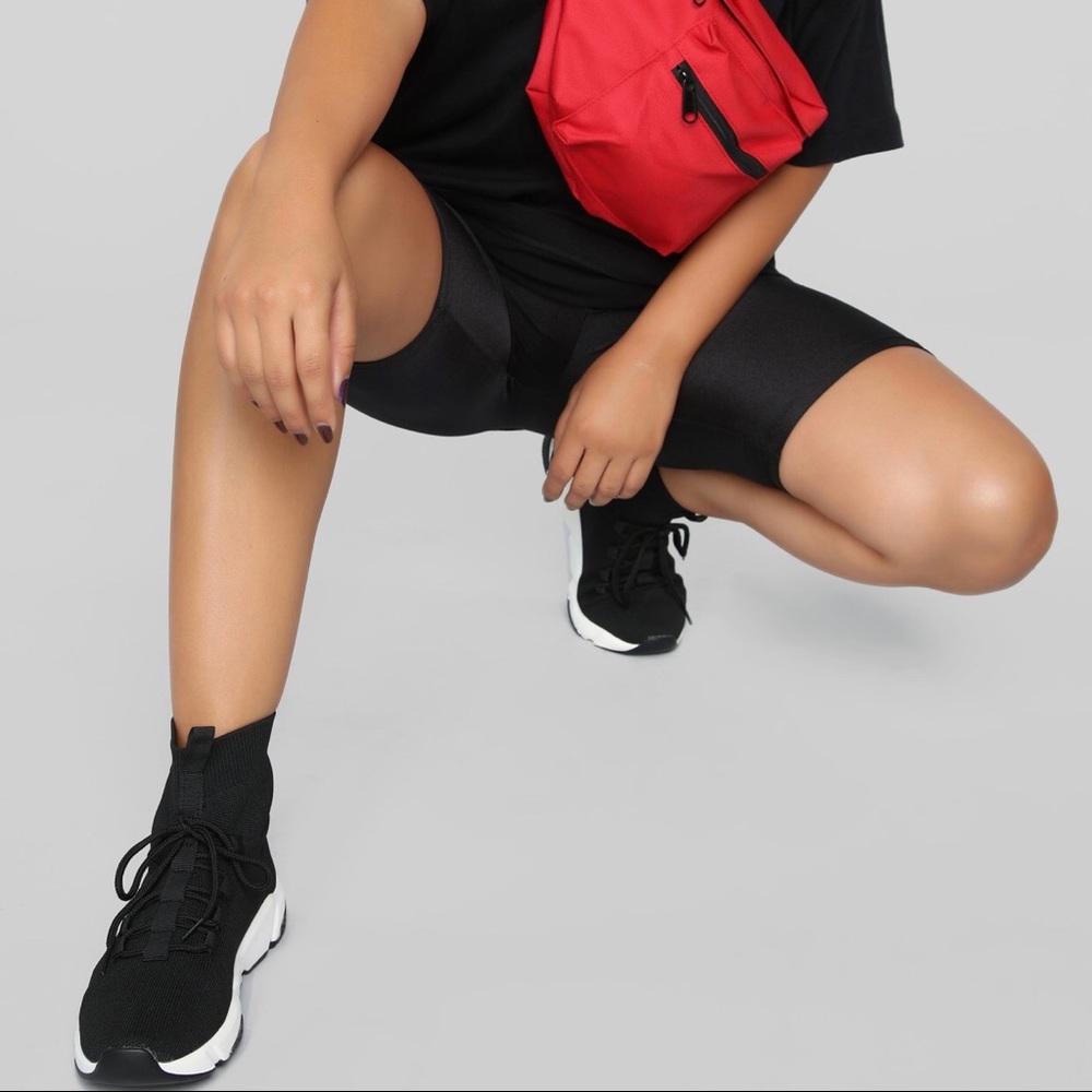 Fashion nova sneakers